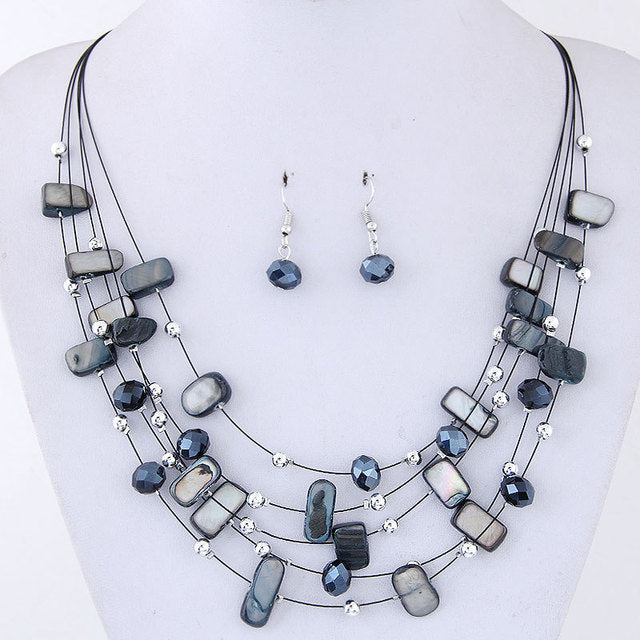 Women’s black stone necklace set