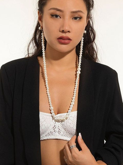 Two-in-one pearl earrings and necklace 